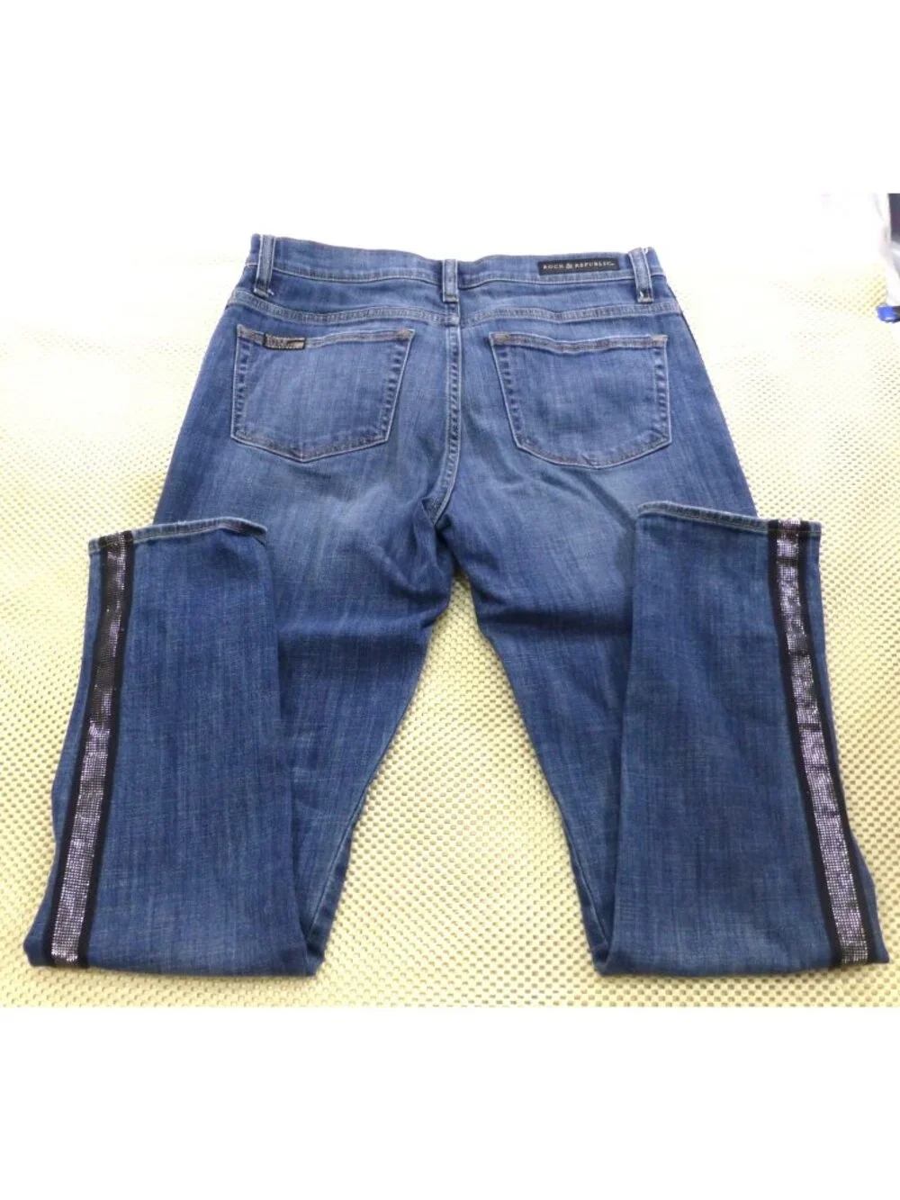 Rock & Republic Womens Blue Jeans W/ Rhinestone Side Stripes 34" Waist 30" Insea - Picture 3 of 15